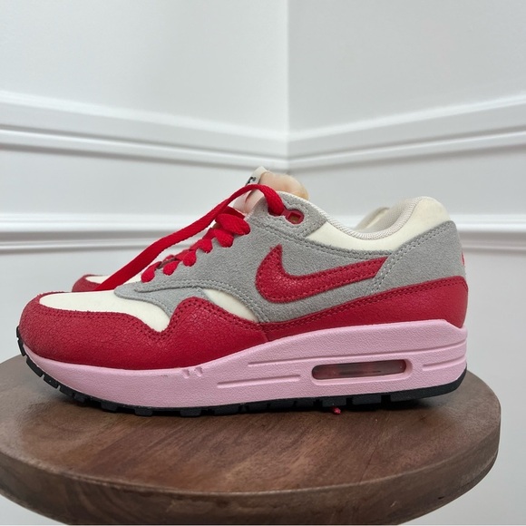 Nike Shoes - NIKE AIR MAX 1 VINTAGE HYPER RED